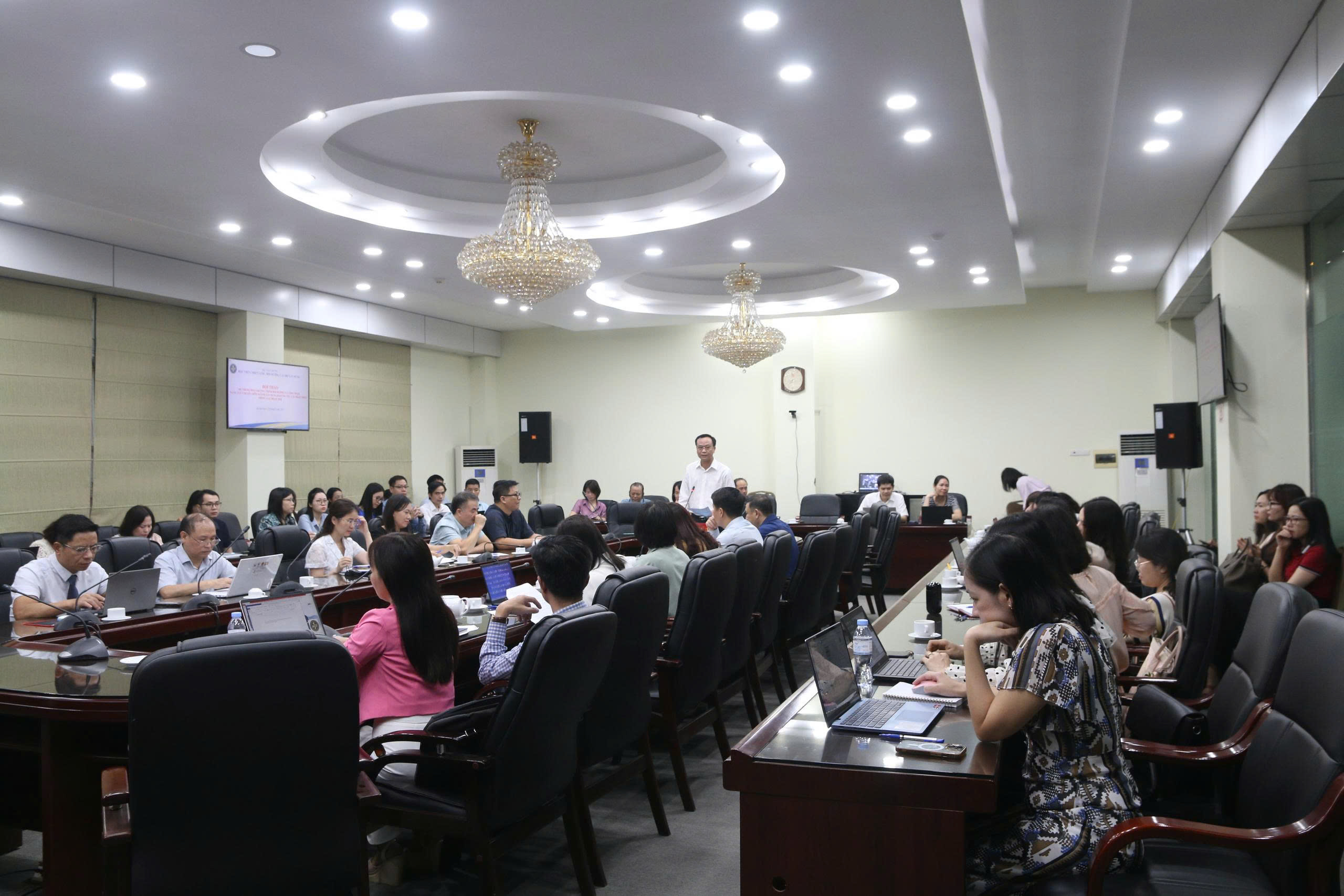 Đang tải...