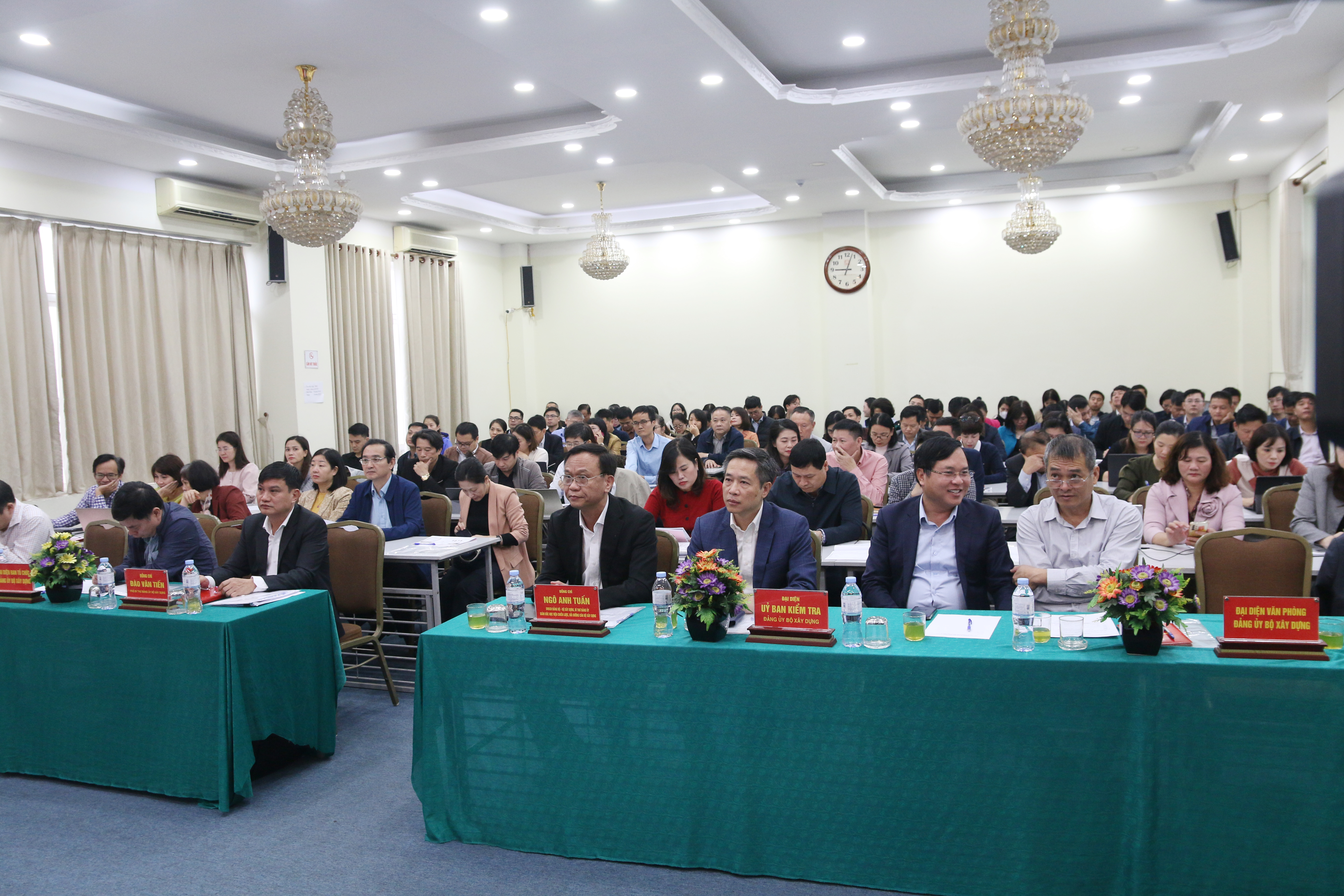 Bộ Xây dựng tập huấn sử dụng ứng dụng sổ tay đảng viên điện tử