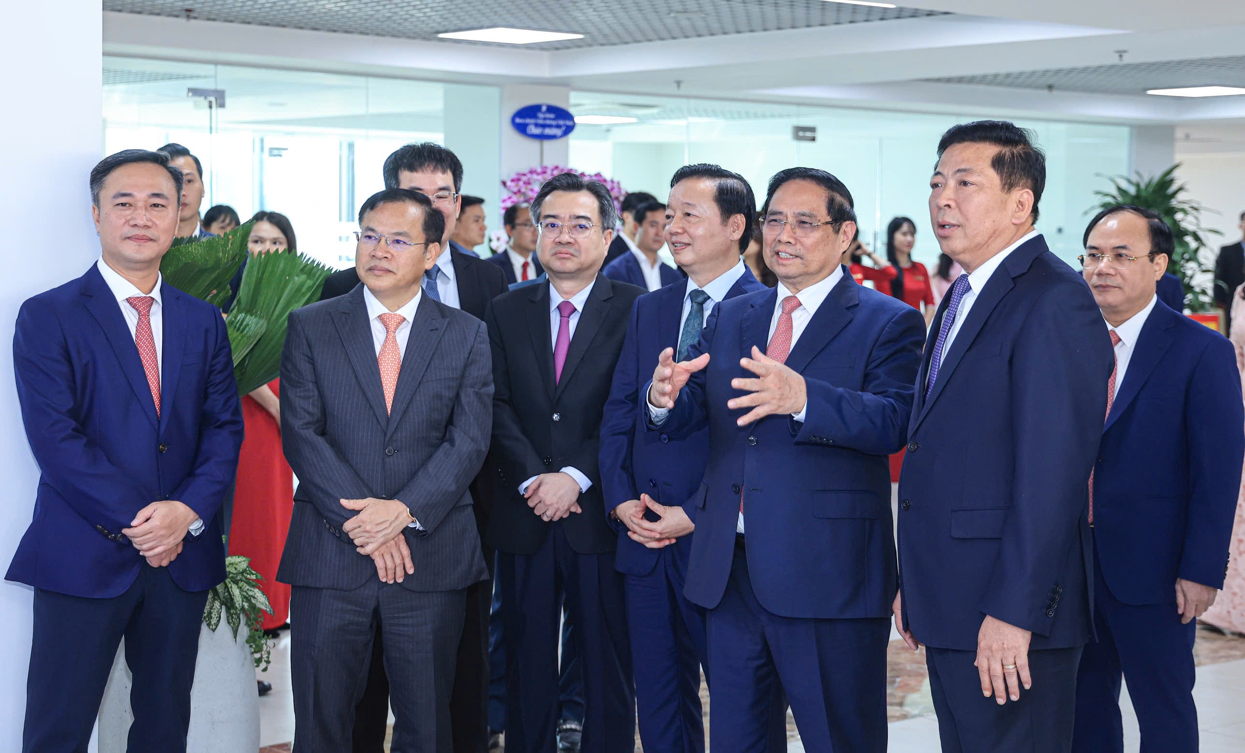 Thủ tướng: Bộ Xây dựng thực hiện “5 bảo đảm, 6 đột phá” để đạt kết quả cao hơn