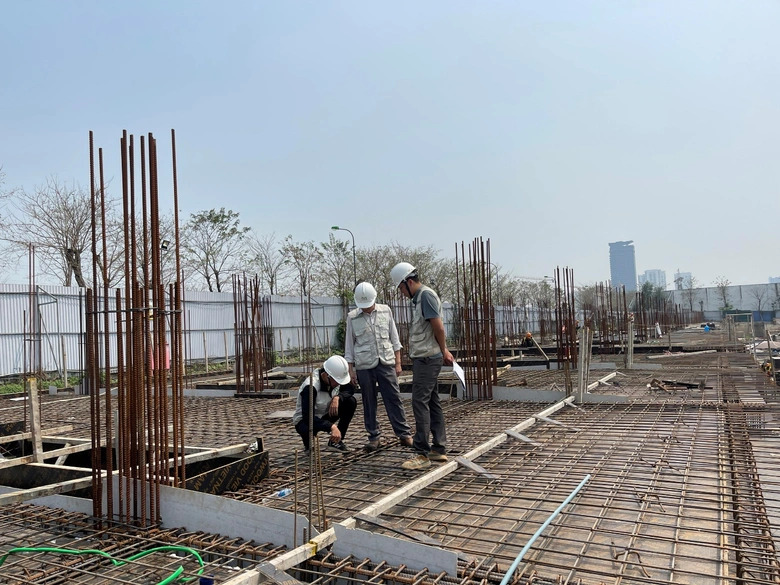 Bộ Xây dựng đã cắt giảm, đơn giản gần 300 thủ tục hành chính, giúp tiết kiệm hơn 6.800 tỷ đồng chi phí tuân thủ thủ tục hành chính, góp phần cải thiện môi trường đầu tư, thúc đẩy tăng trưởng kinh tế và nâng cao năng lực cạnh tranh cho doanh nghiệp.
