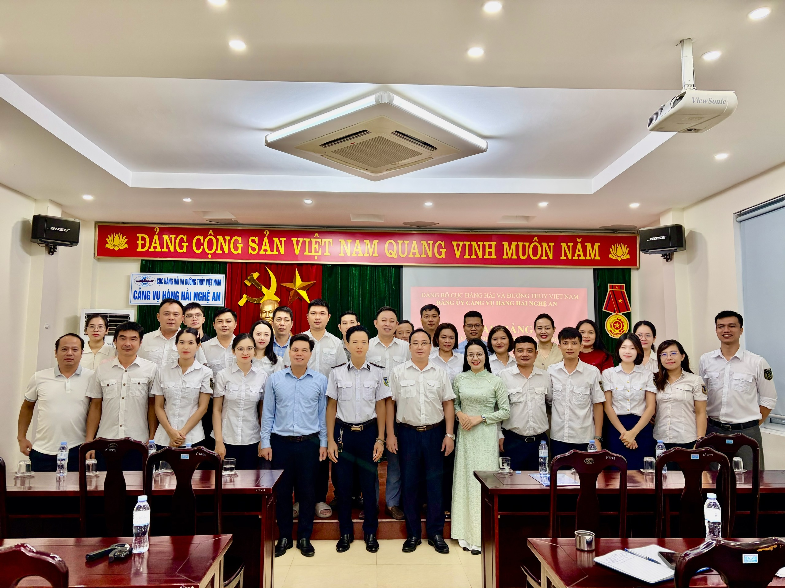 Đang tải...