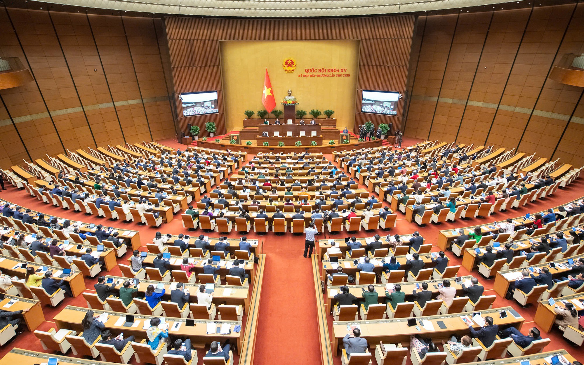 Đang tải...