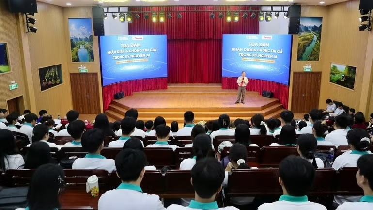 Ban hành Bộ Quy tắc ứng xử văn hóa trên môi trường số