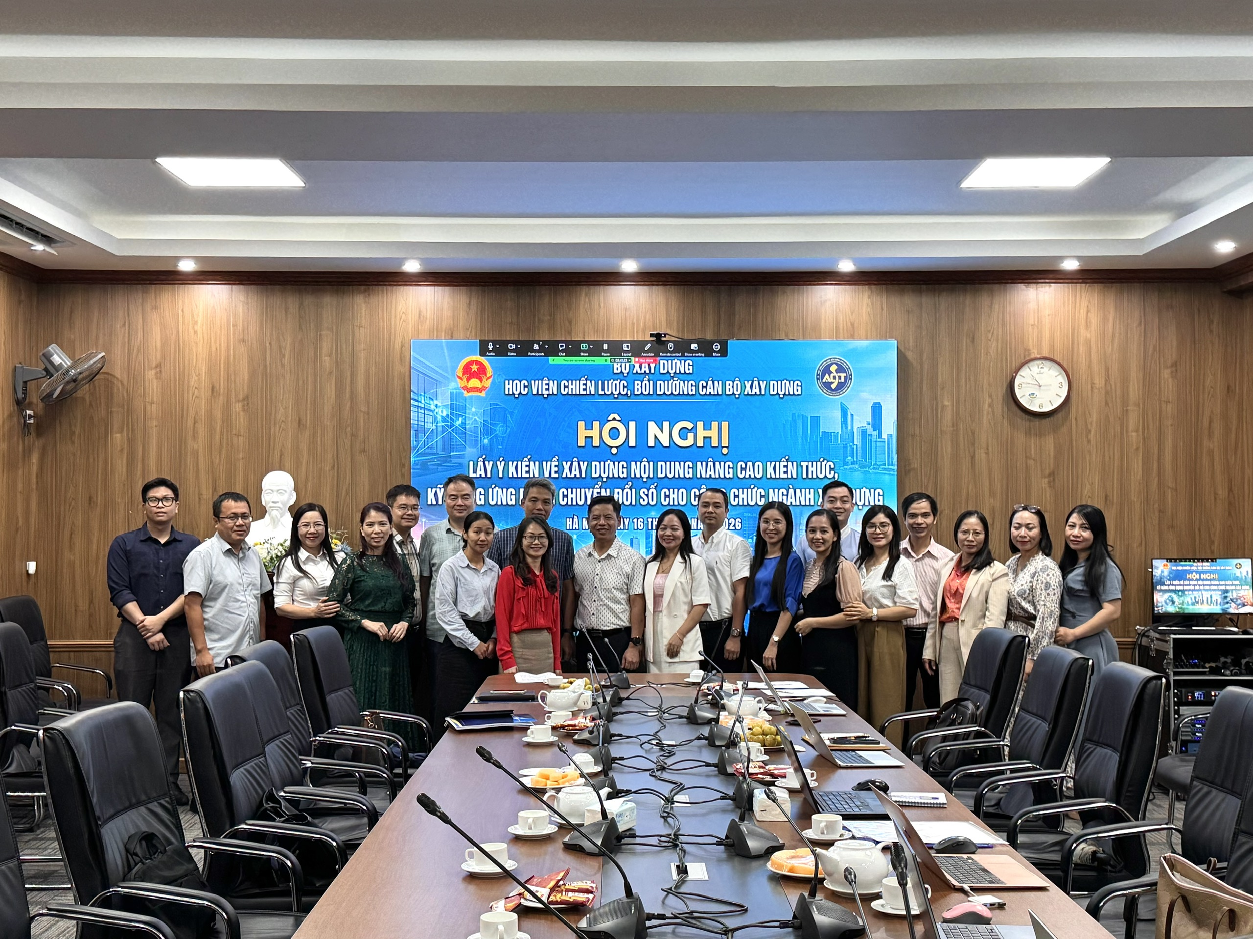 ACST tổ chức Hội nghị lấy ý kiến xây dựng chương trình bồi dưỡng chuyển đổi số cho công chức ngành Xây dựng: Gắn công nghệ với yêu cầu quản lý thực tiễn